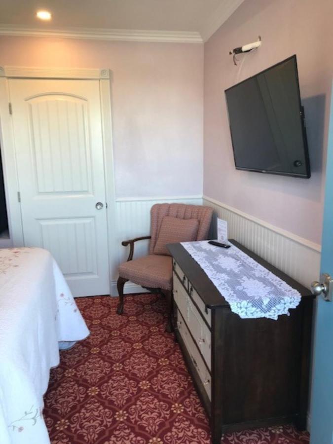 Sugarloaf Mountain Motel Virginia City Luaran gambar
