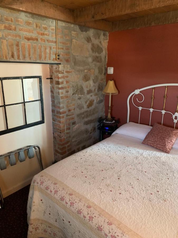 Sugarloaf Mountain Motel Virginia City Luaran gambar