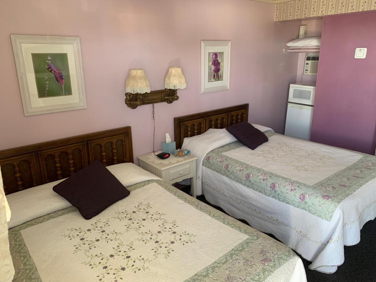 Sugarloaf Mountain Motel Virginia City Luaran gambar